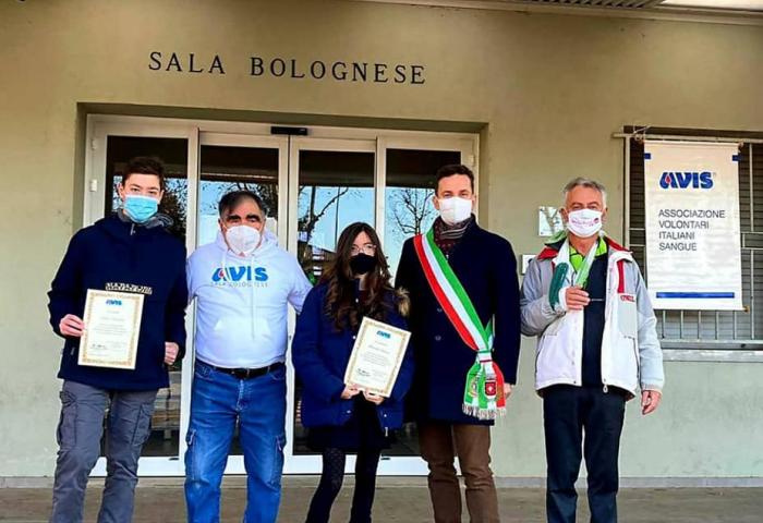 16 Gennaio 2021 - Il Sindaco Emanuele Bassi e AVIS Sala Bolognese premiano i promossi a pieni voti dell'a.s. 2019/2020